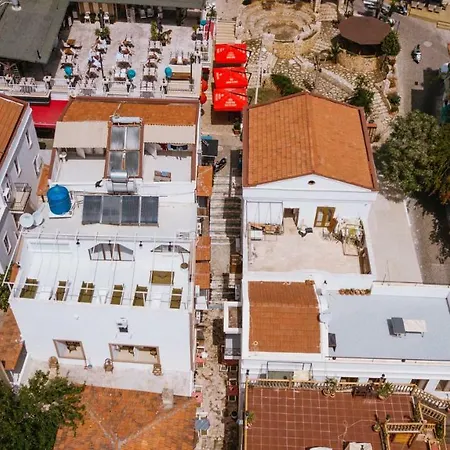 Old Kalamaki Affittacamere 3*