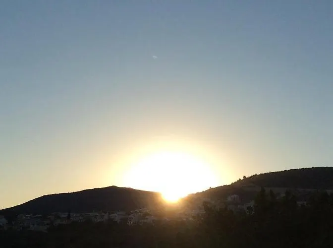 Old Kalamaki بيت ضيافة