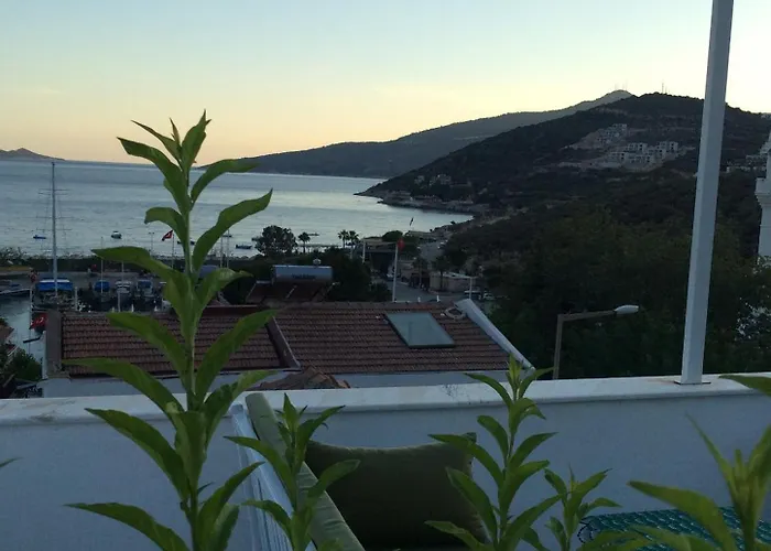 Old Kalamaki カルカン