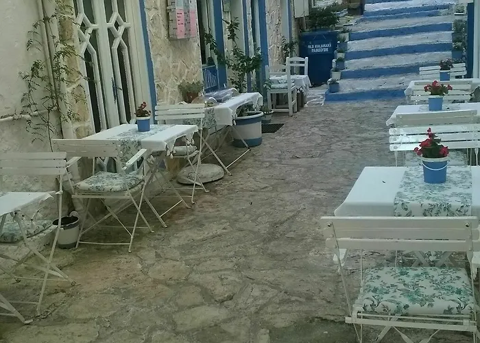 Old Kalamaki بيت ضيافة 4*