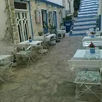 Old Kalamaki Pensión 4*