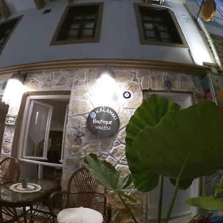 Old Kalamaki Πανσιόν