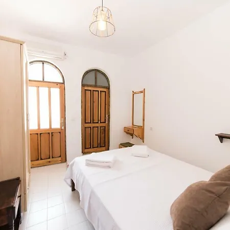 Old Kalamaki Guest house *